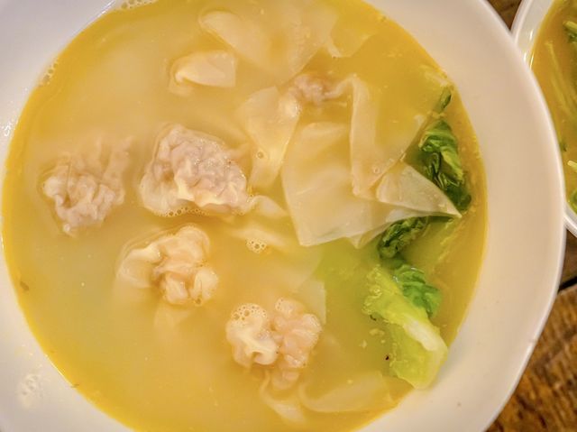 小憩片刻食碗麵，足料無味精好掂