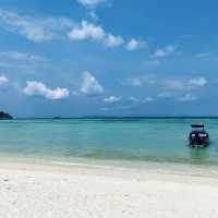 หาดสวย น้ำใส @เกาะหลีเป๊ะ