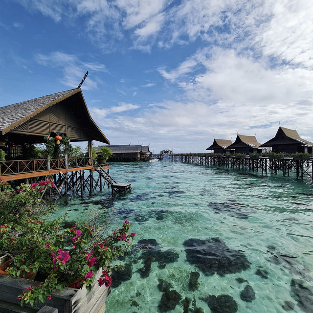 Kapalai water chalet