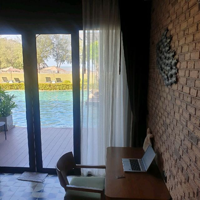 laisla pranburi beach resort 🌴