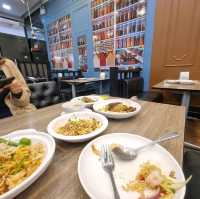 ร้านยำแซ่บ สาขาฟิวเจอร์