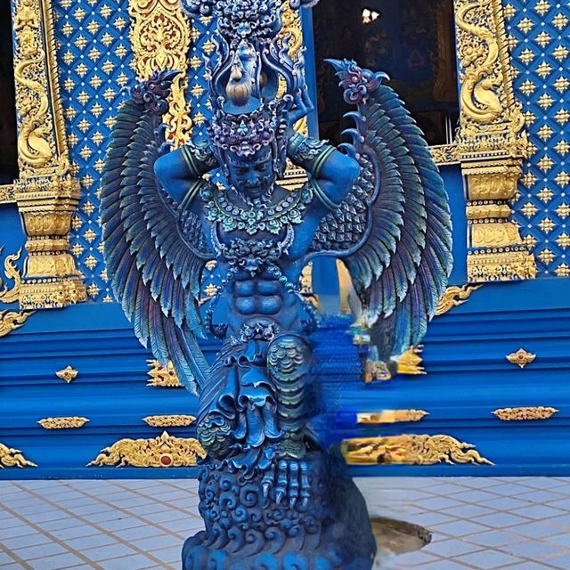 วัดร่องเสือเต้น / วัดสีน้ำเงิน จ.เชียงราย