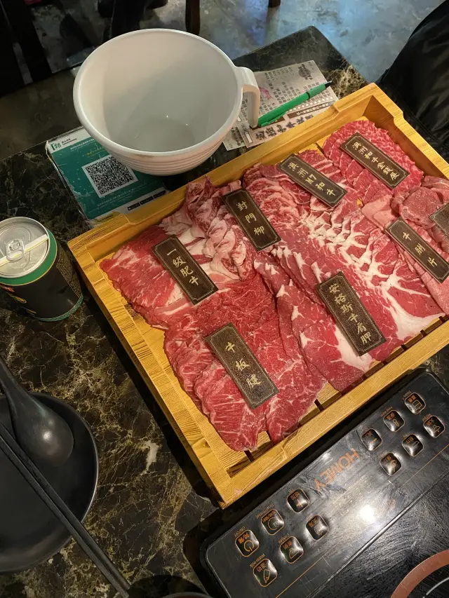 旺角高質牛肉火鍋🍲