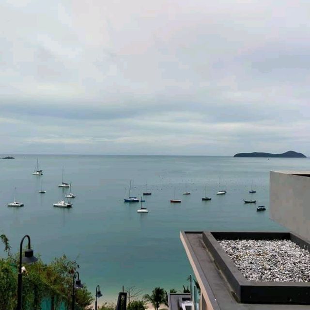 สุดประทับใจ ได้พัก  Bandana Phuket Beach Resort