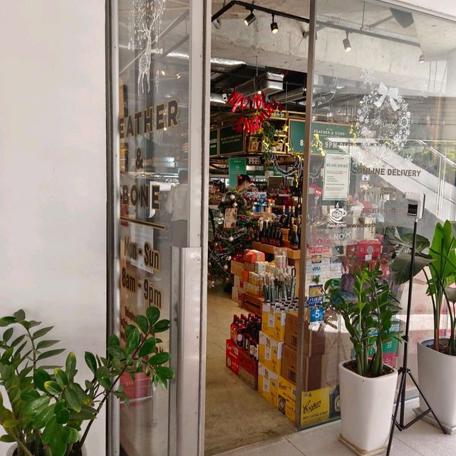 發現一個新地方！超級市場 + 自助餐廳！