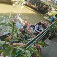 มากินข้าวที่ตลาดน้ำคลองลัดมะยม