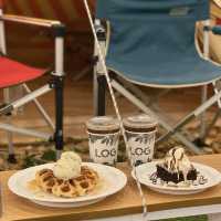 🏕☕️ 캠핑장 컨셉의 팔당 카페, 로그 ☕️🏕