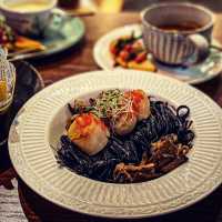 河畔牛扒主題西日Cafe