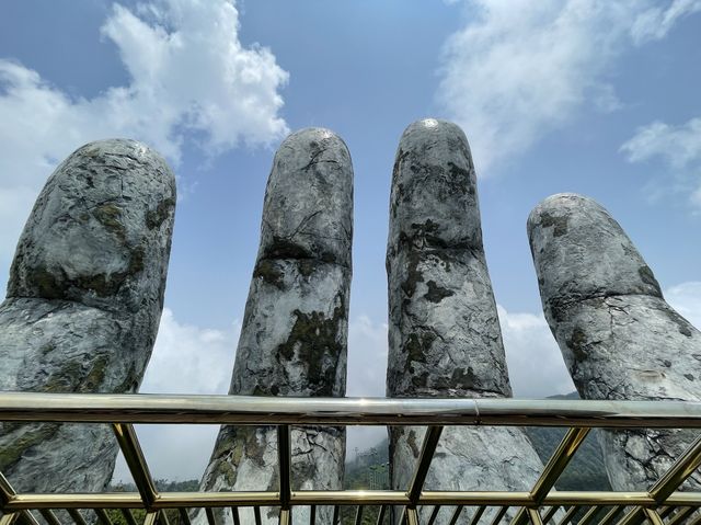 Golden bridge @ Ba Na Hills