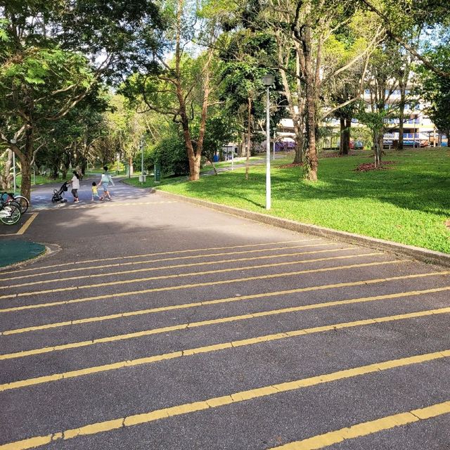 Take a walk @ Bedok Reservoir Park