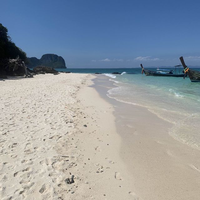 Phi Phi Islands are the “summit adventure”!