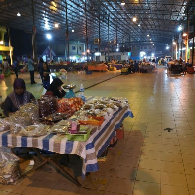 KENINGAU NIGHT MARKET 