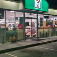 Sarasota's best gas station convenience store