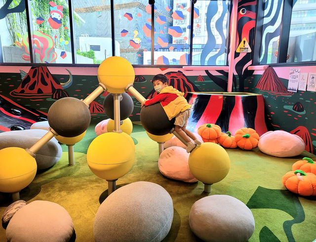 [ 親子好去處] 芬蘭室內遊樂場+萬聖節活動
