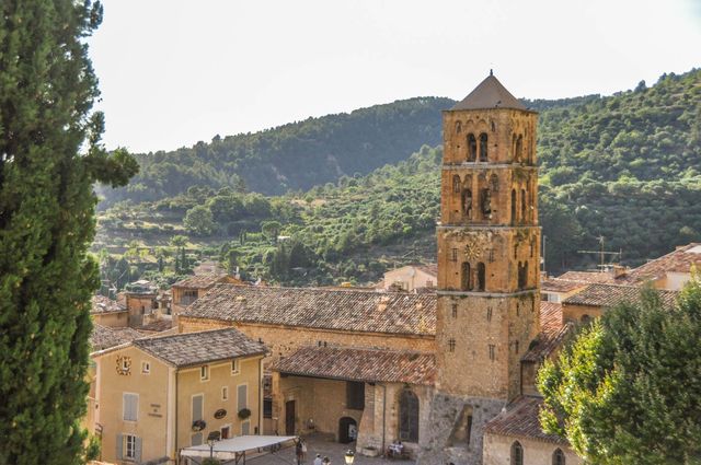 Three days and two nights, the stunning Verdon Gorge + Lake Sainte-Croix!