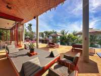 Phuket Anantara Layan Residences - a six-bedroom sea view villa that is absolutely stunning! Comparable to a mini resort.