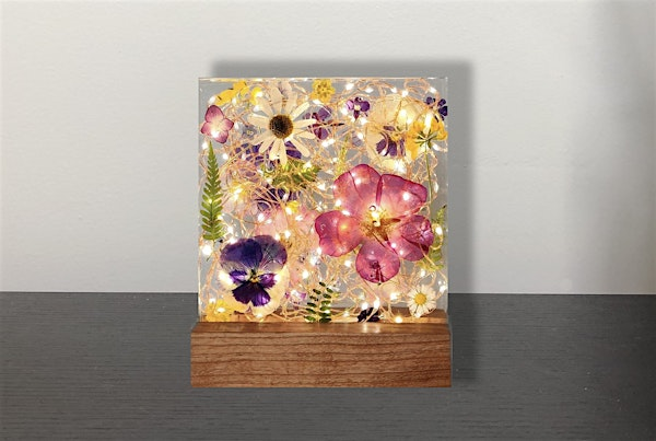 Pressed Flowers in Resin with Lights Night Light Decor Paint  Sip Art Akron | Nauti Vine Winery