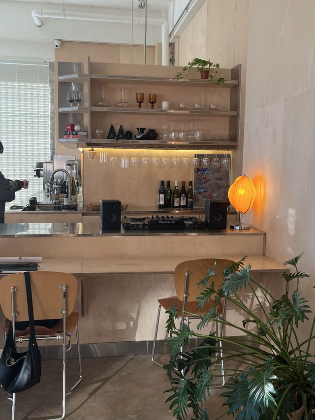 혼자 lp를 즐기기 좋은 와인바 추천 🍷 