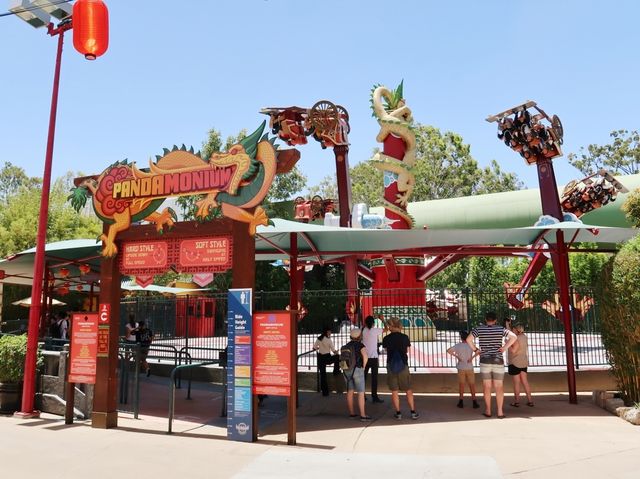 Dreamworld & Whitewater World Theme Park