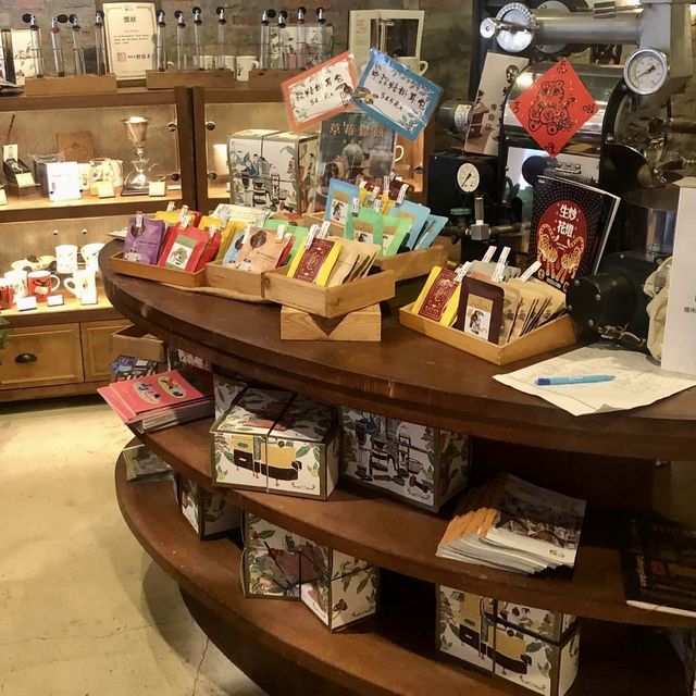 西門町頂尖咖啡名店「Cho Cafe」，還有超好吃麻糬鬆餅🧇