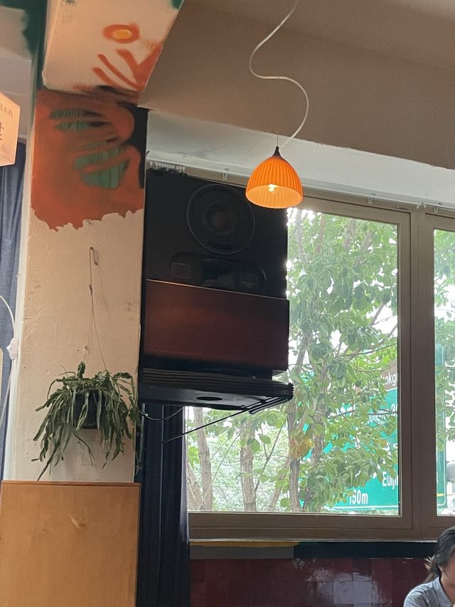 무드 가득한 을지로 바를 찾는다면, 평균율 🍷
