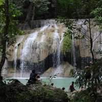 น้ำตกเอราวัณ  Erawan National Park .. 🌳💦