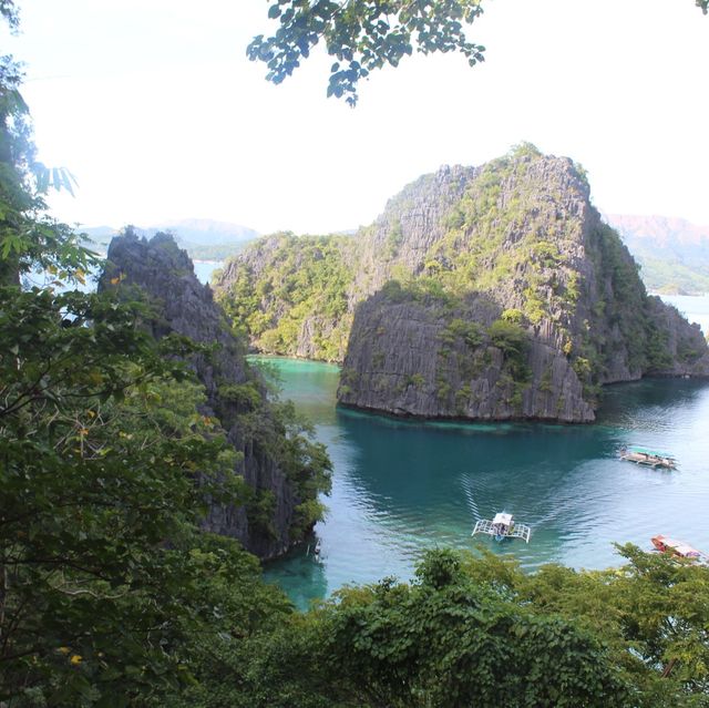 Kayangan Lake View Deck, A paradise