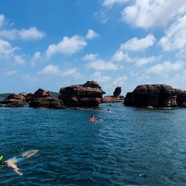 And Buom Island 