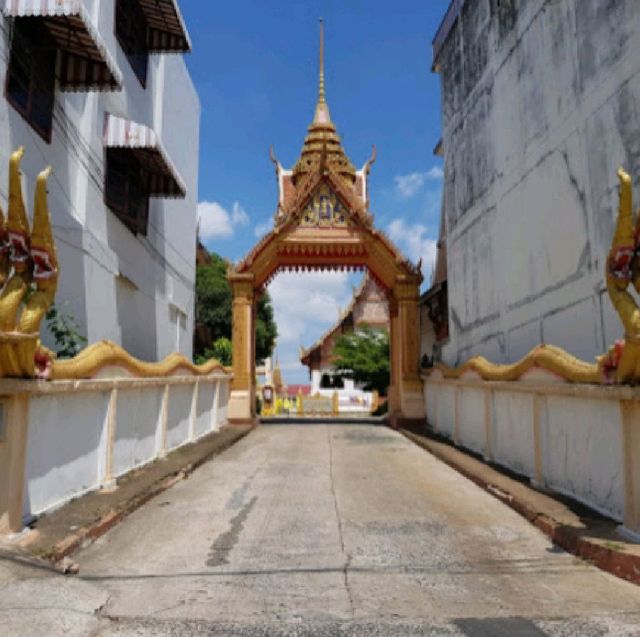 วัดกลางมิ่งเมือง   จ.ร้อยเอ็ด