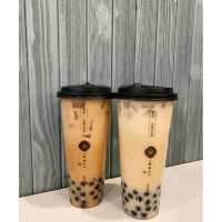 櫻花樹下的台式餐廳