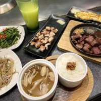 ［台北/中山］hot7新鐵板料理 台北長安東店｜王品最平價鐵板燒之原塊牛排好好吃(っ'ヮ'c)