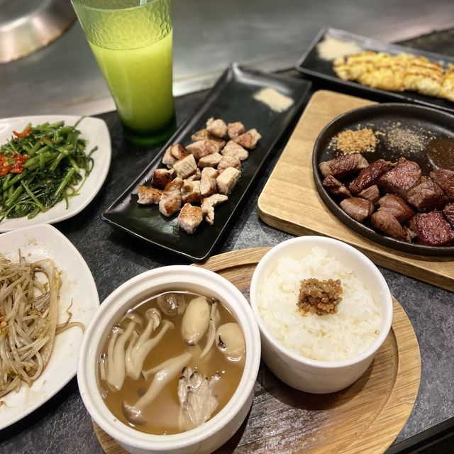 ［台北/中山］hot7新鐵板料理 台北長安東店｜王品最平價鐵板燒之原塊牛排好好吃(っ'ヮ'c)