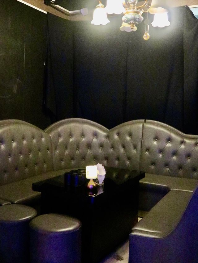 【✨ 尖沙咀高質樓上酒吧餐廳🖤💗 仲可以玩桌球🎱 】 