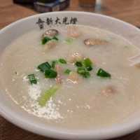 發揮穩定雞粥腸粉店🍜🍚🥤