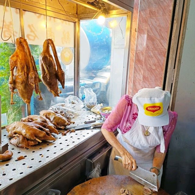 老陳著名鹵鵝 曼谷四十年古早味鹵鵝熱店 下午前已賣清光