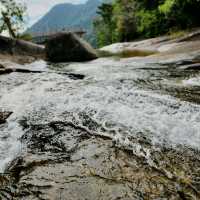 Seven Wells/Telaga Tujuh(Té-la-gae tue-jouh)