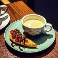 河畔牛扒主題西日Cafe