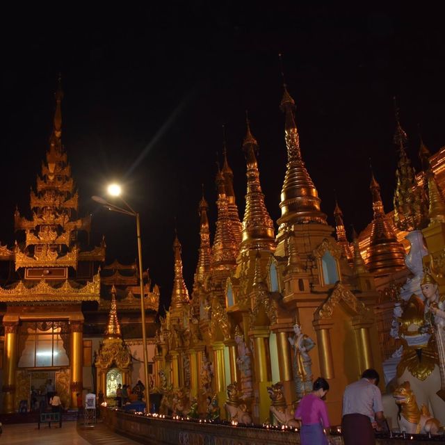 Visiting Shwedagon Pagoda, the most expensive pagoda in the world