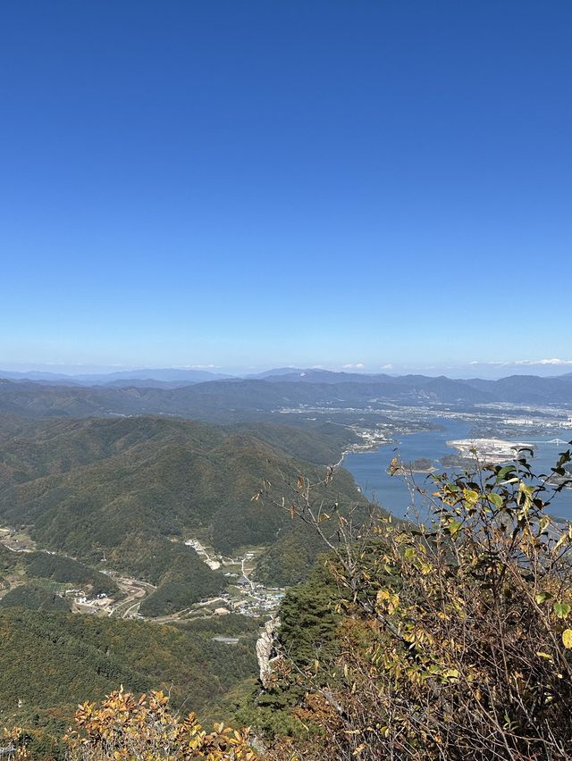 단풍은 가평 삼악산에서 즐겨보세요!