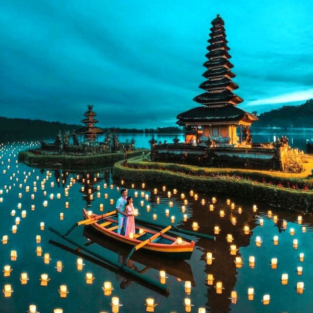 Ulun Danu Bratan Bali Temple