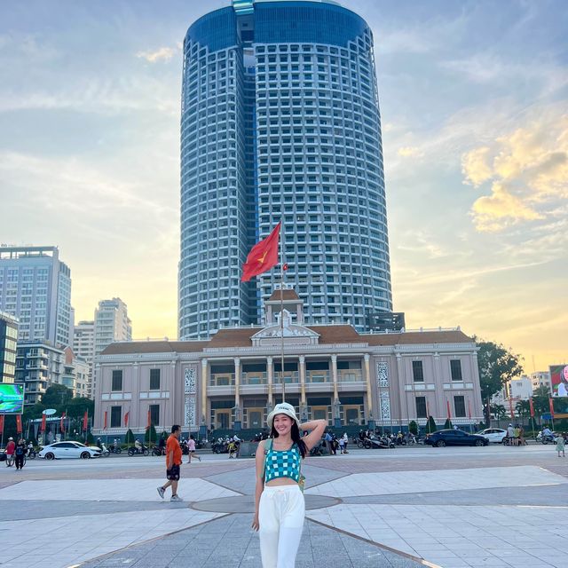 พักผ่อนโรงแรมหรูใจกลางเมืองญาจาง