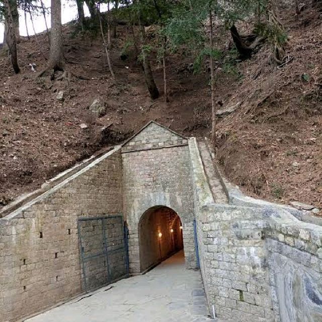 📍Nathia Gali~ British Era Tunnel Track 💖