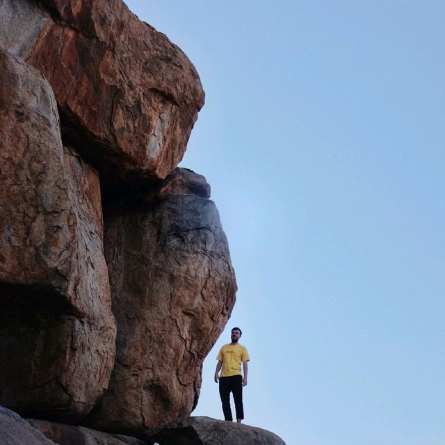 Rock climbing in Hampi