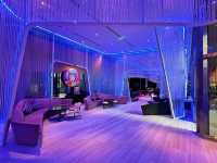 W Hotel - the best hotel not to be missed in Kuala Lumpur! Extraordinary suites facing the Twin Towers!