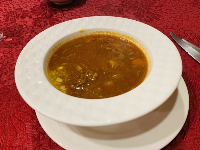 高雄老字號美食-華友牛排館