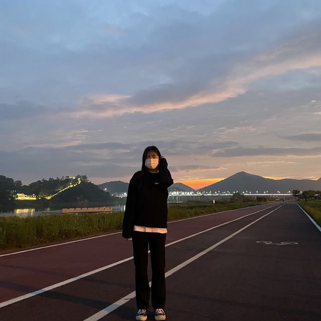 산책하기 좋은 금강신관공원