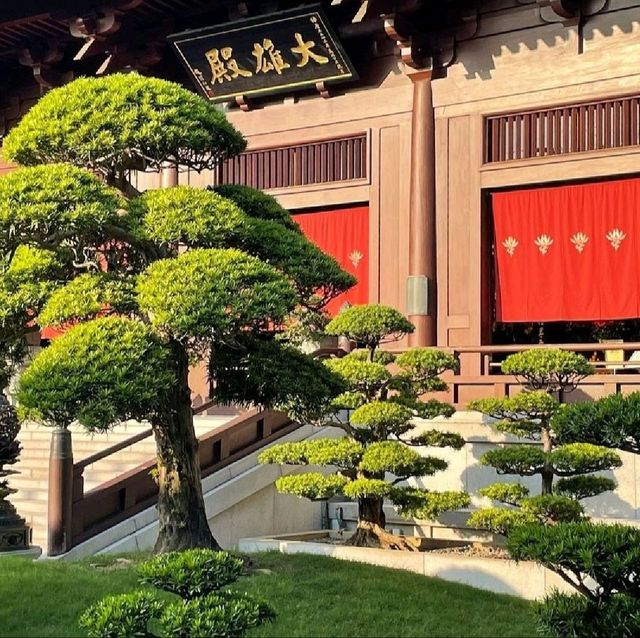 CHI LIN NUNNERY & NAN LIAN GARDEN