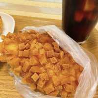 参宮橋　早朝から出来立てパンが食べられる《ラ・セゾン》