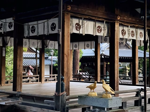日牟禮八幡宮
