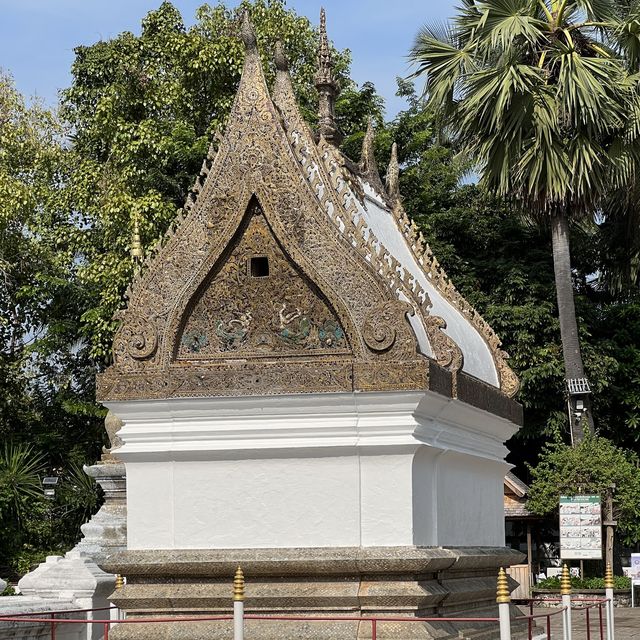 Wat Xiengthong ວັດຊຽງທອງ